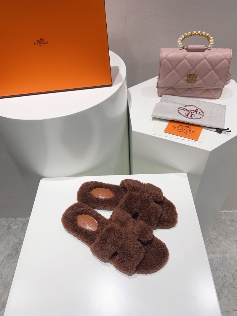 Hermes Slippers